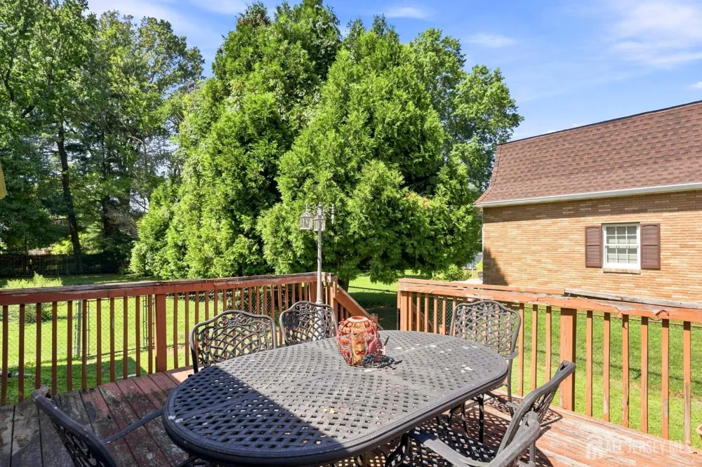 27 Milton Avenue East Brunswick, NJ 08816
