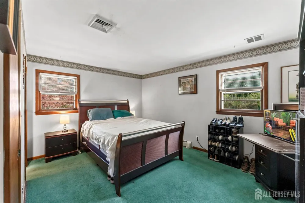 27 Milton Avenue East Brunswick, NJ 08816
