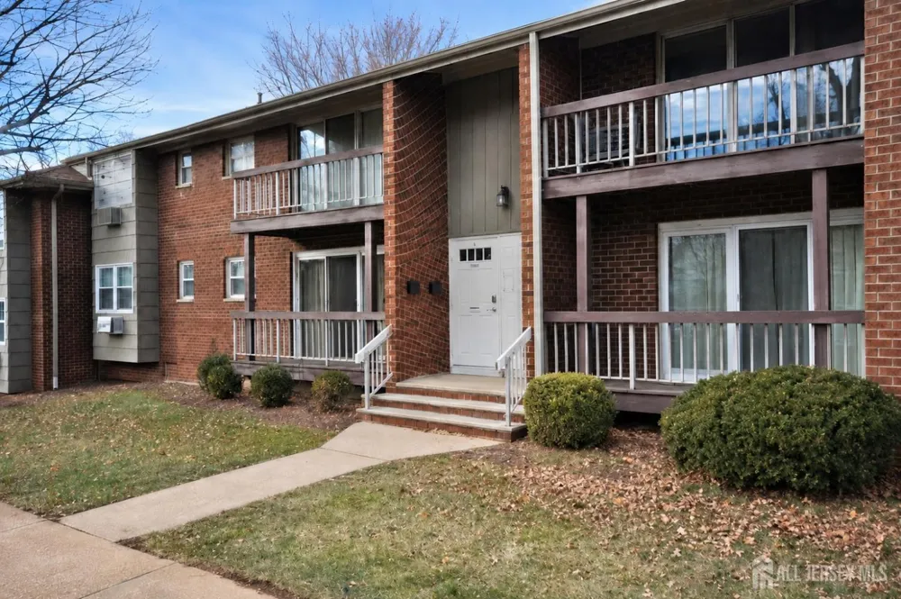 18 Deanna Drive #48 Hillsborough, NJ 08844