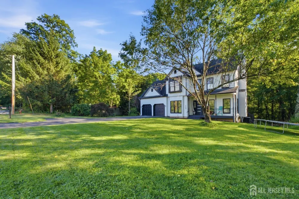 113 Oakdale Road Chester Bor, NJ 07930