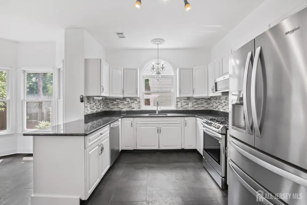 4 Claire Court Matawan, NJ 07747