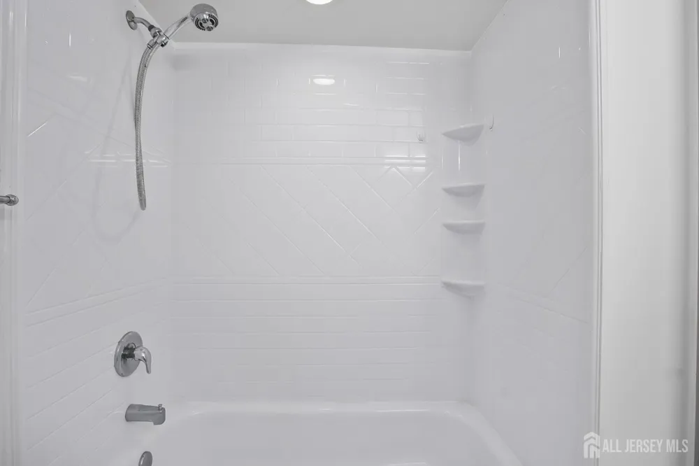 4 Claire Court Matawan, NJ 07747