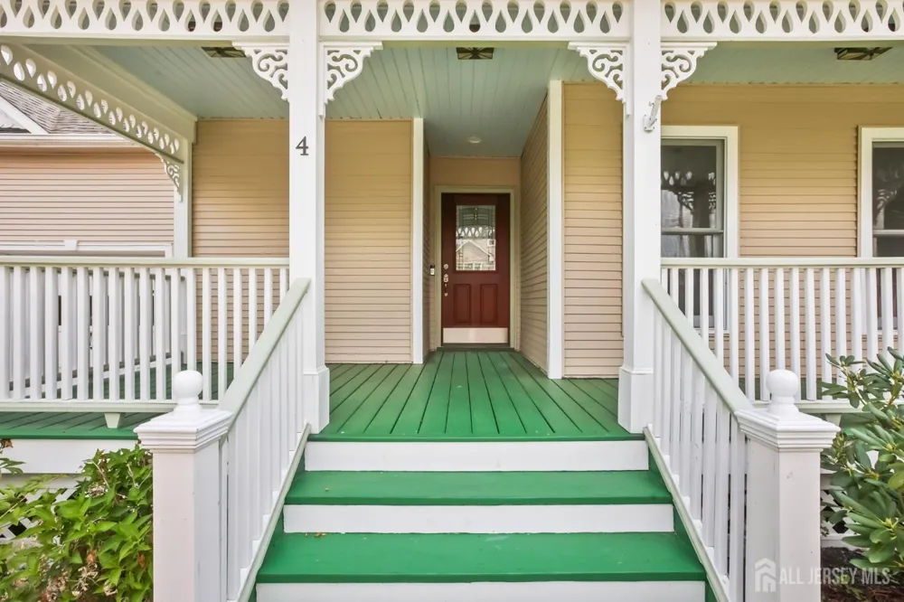 4 Claire Court Matawan, NJ 07747