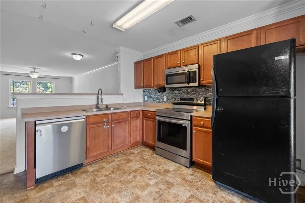 44 Lake Shore Boulevard Port Wentworth, GA 31407