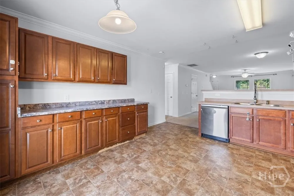44 Lake Shore Boulevard Port Wentworth, GA 31407