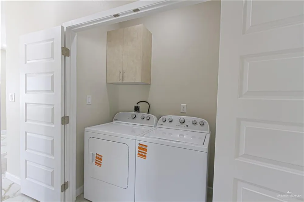 600 Emerald Avenue #2 Edinburg, TX 78541
