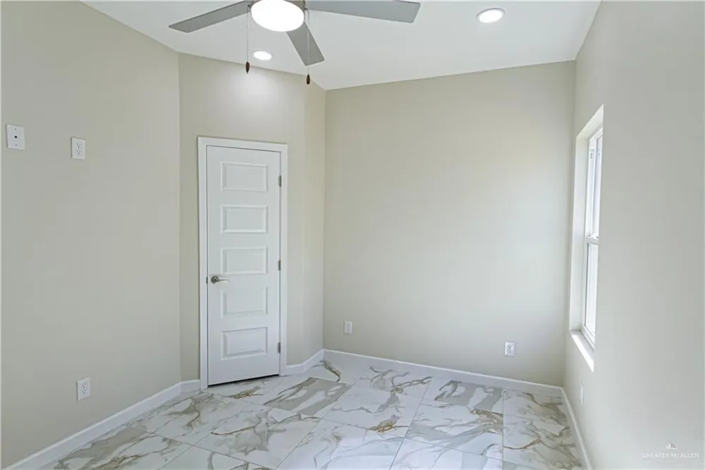 600 Emerald Avenue #2 Edinburg, TX 78541