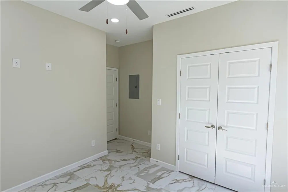 600 Emerald Avenue #2 Edinburg, TX 78541