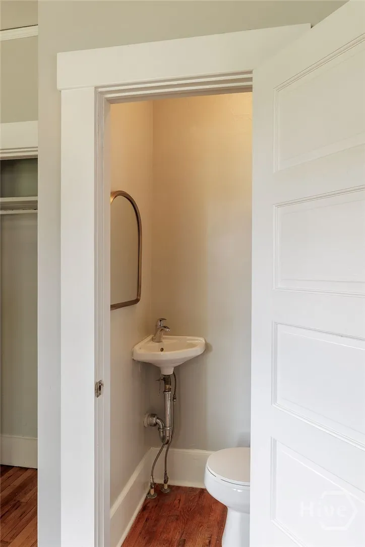 892 Hill Street Athens, GA 30606