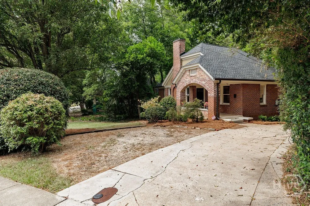 892 Hill Street Athens, GA 30606