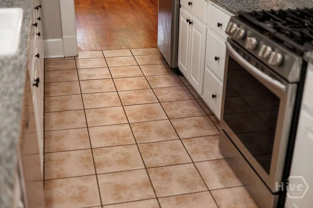 892 Hill Street Athens, GA 30606