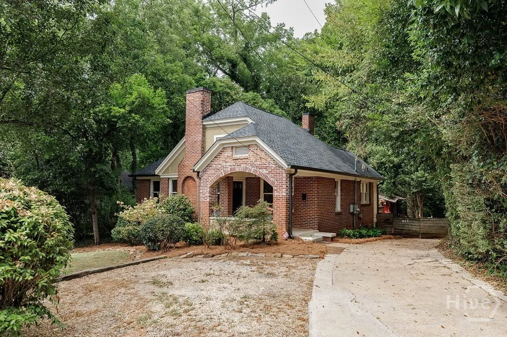 892 Hill Street Athens, GA 30606