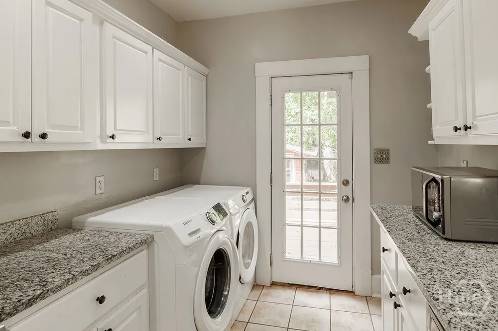 892 Hill Street Athens, GA 30606