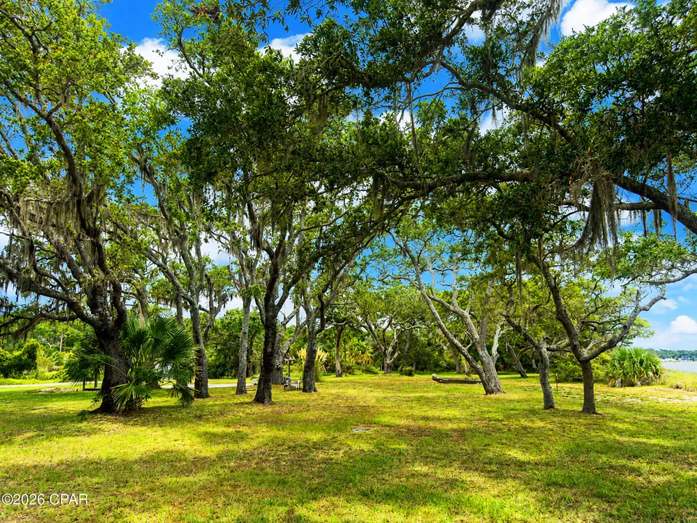 268 Pruett Road East Point, FL 32328