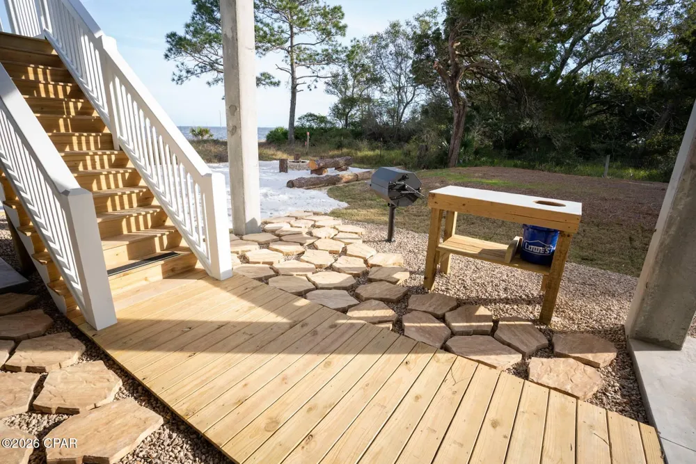 268 Pruett Road East Point, FL 32328