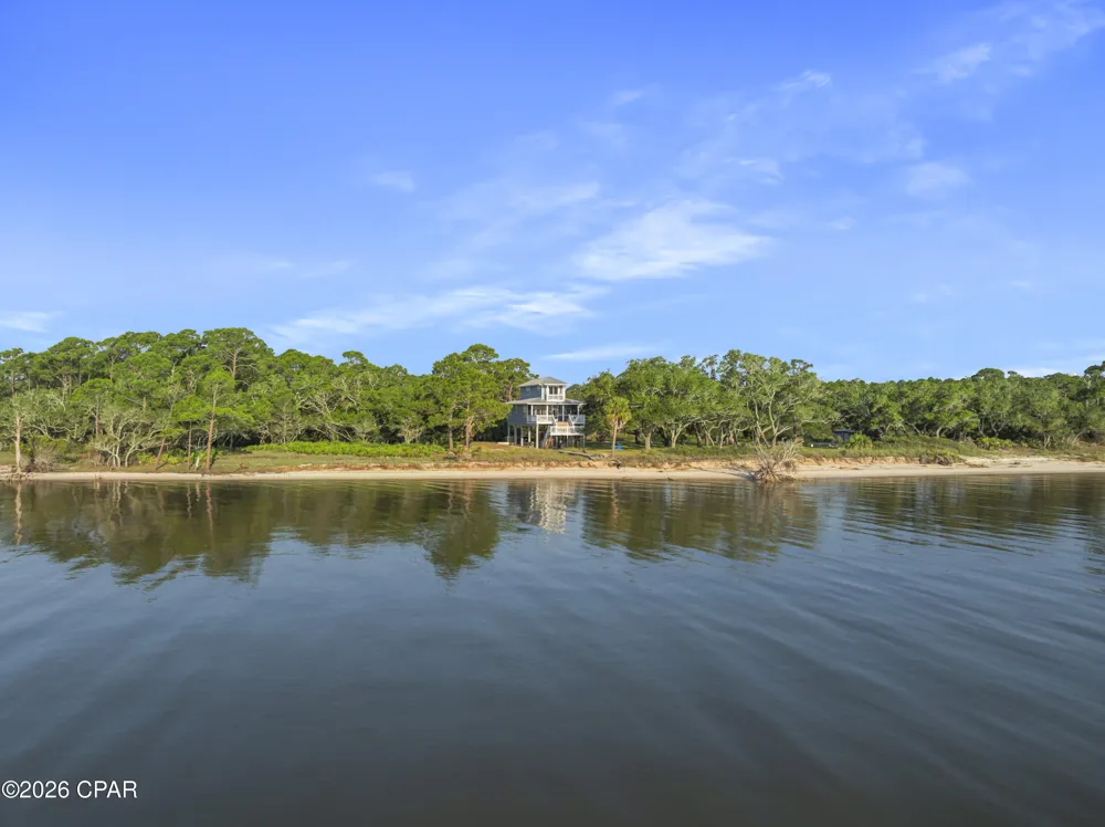 268 Pruett Road East Point, FL 32328