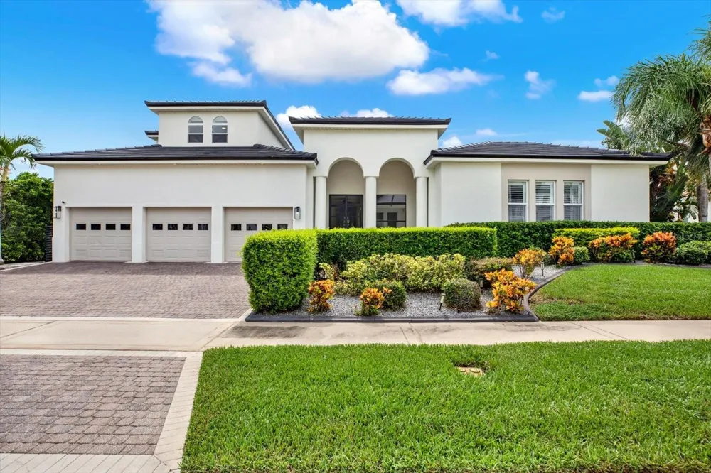 1424 JUMANA LOOP Apollo Beach, FL 33572