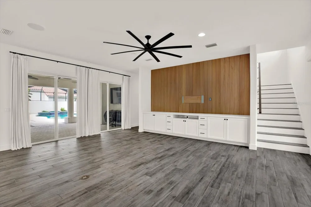 1424 JUMANA LOOP Apollo Beach, FL 33572