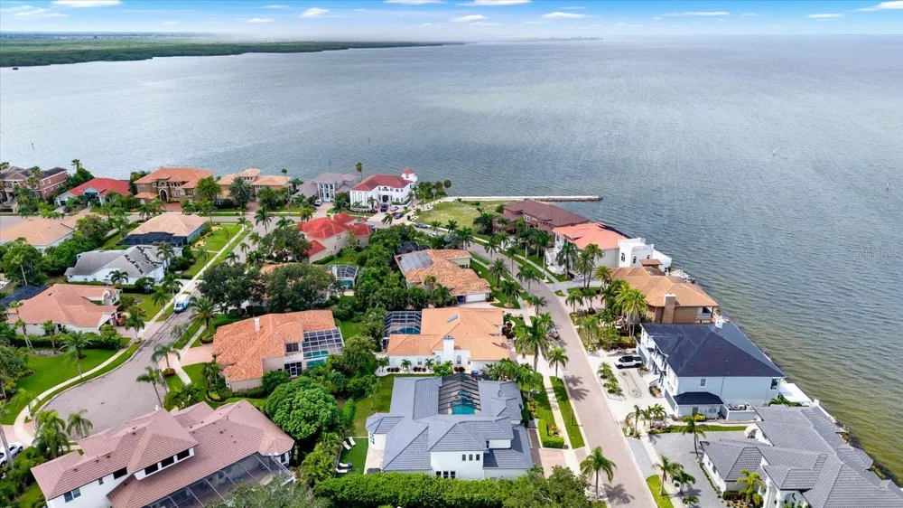 1424 JUMANA LOOP Apollo Beach, FL 33572