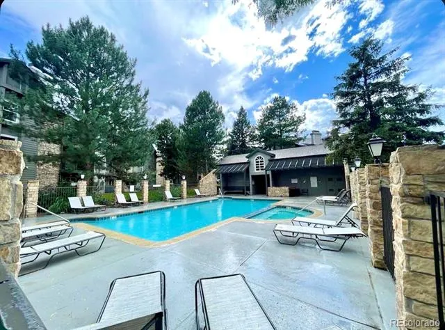 2575 S Syracuse Way #F102 Denver, CO 80231