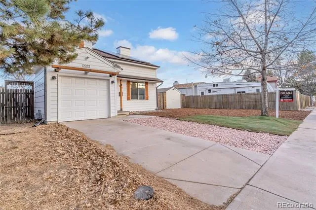 3082 S Truckee Street Aurora, CO 80013