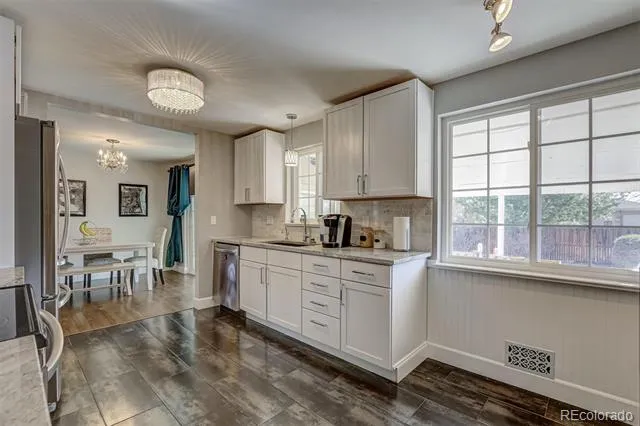 6688 S Wellington Court Centennial, CO 80121