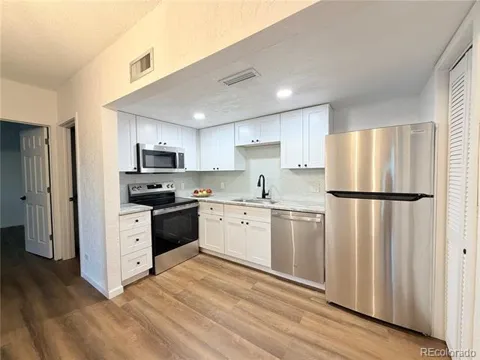 9995 E Harvard Avenue #274