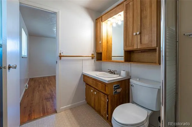 1495 W 10th Avenue Broomfield, CO 80020