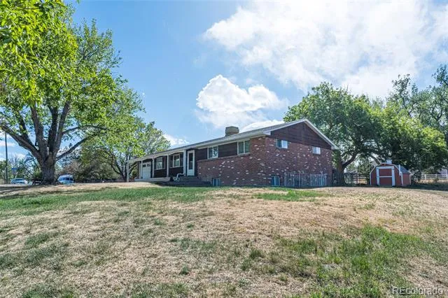 1495 W 10th Avenue Broomfield, CO 80020