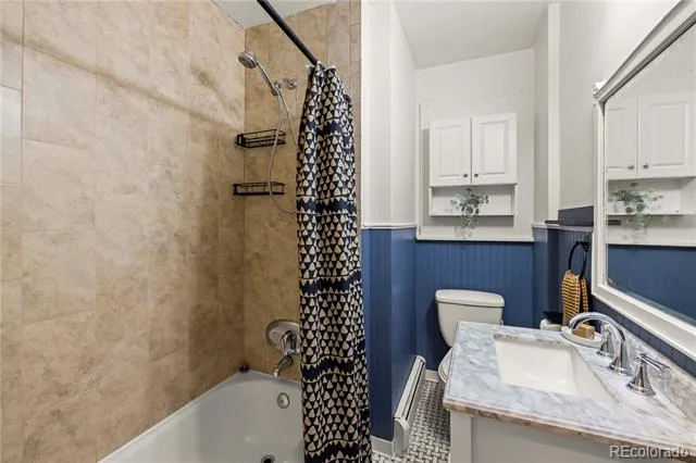 1669 Dallas Street Aurora, CO 80010