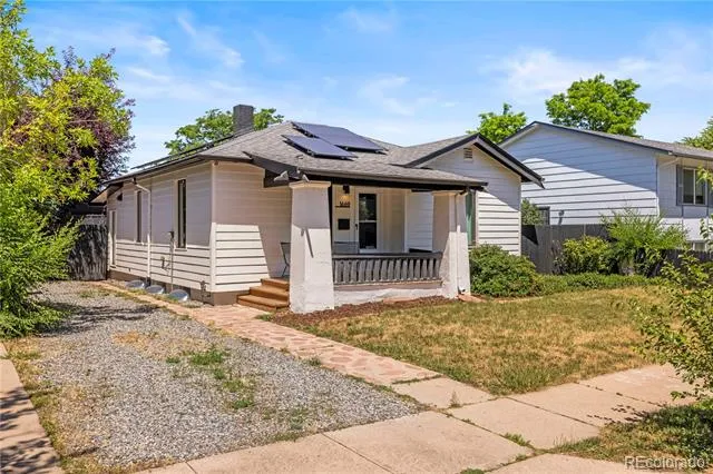 1669 Dallas Street Aurora, CO 80010