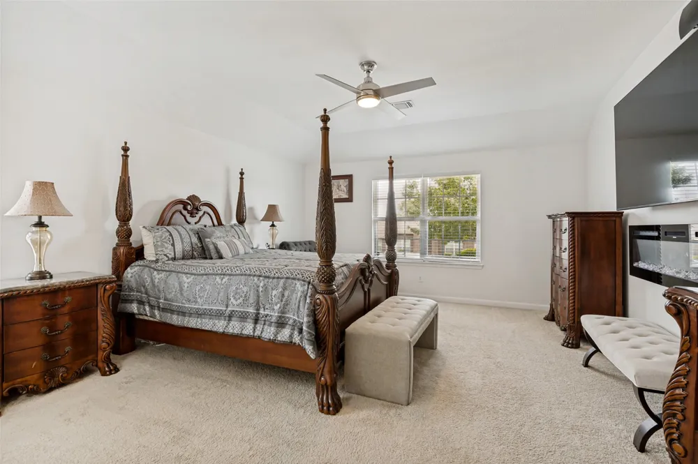 4022 Meadow Canyon Drive Lancaster, TX 75146