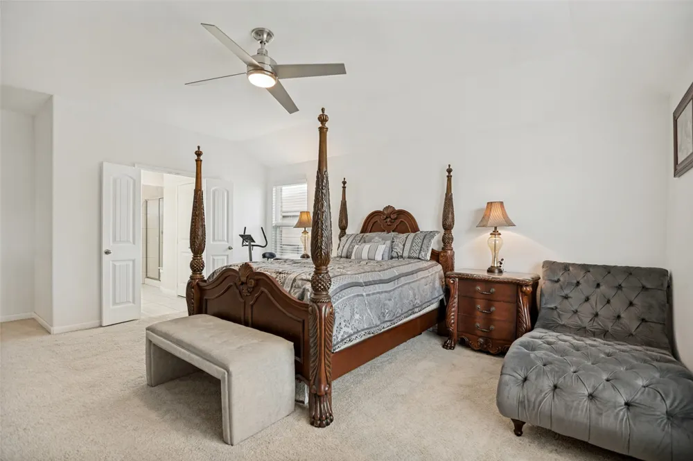 4022 Meadow Canyon Drive Lancaster, TX 75146