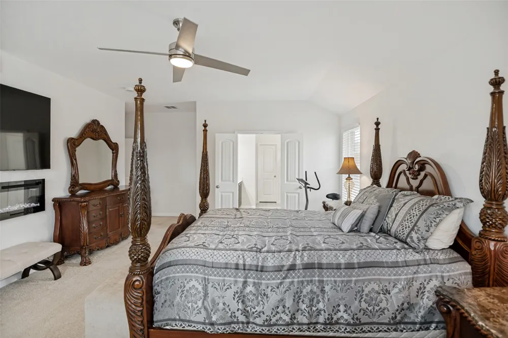 4022 Meadow Canyon Drive Lancaster, TX 75146
