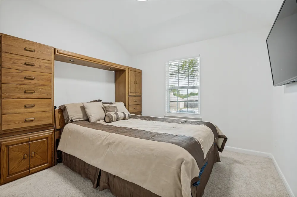 4022 Meadow Canyon Drive Lancaster, TX 75146