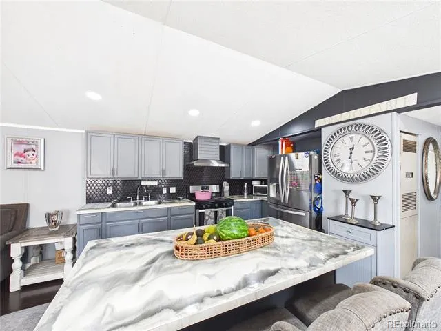 10201 Riverdale Road Thornton, CO 80229