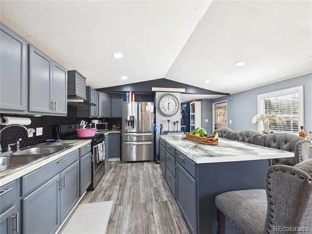 10201 Riverdale Road Thornton, CO 80229