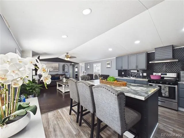 10201 Riverdale Road Thornton, CO 80229