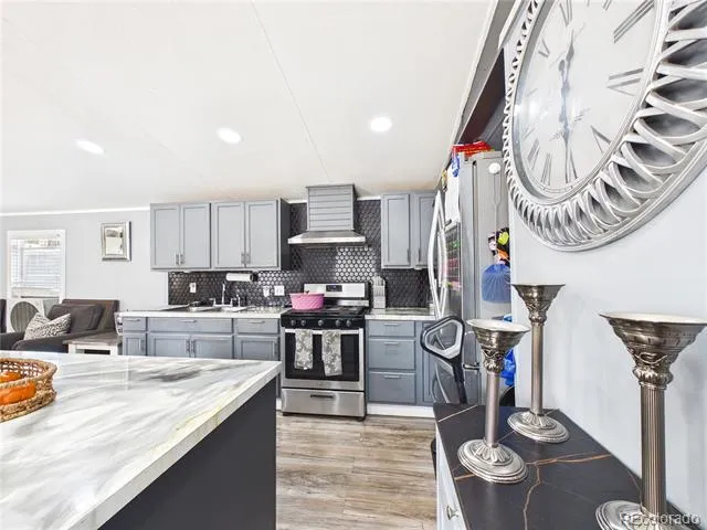 10201 Riverdale Road Thornton, CO 80229