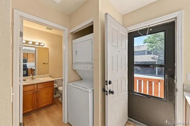 822 Summer Drive Highlands Ranch, CO 80126