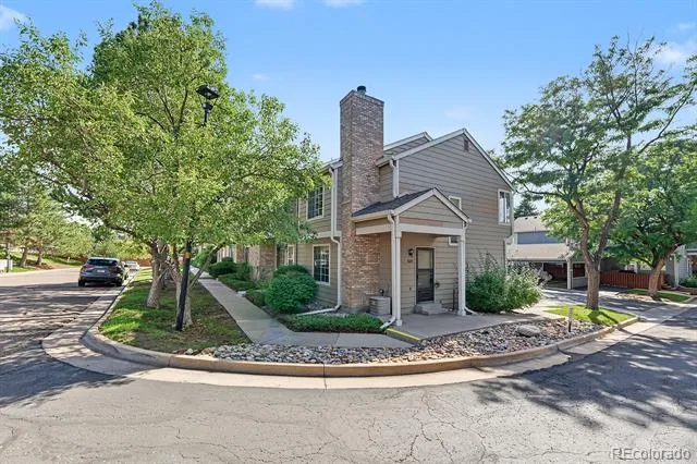 822 Summer Drive Highlands Ranch, CO 80126