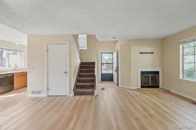 822 Summer Drive Highlands Ranch, CO 80126