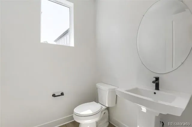 10978 E Hinsdale Circle Centennial, CO 80112