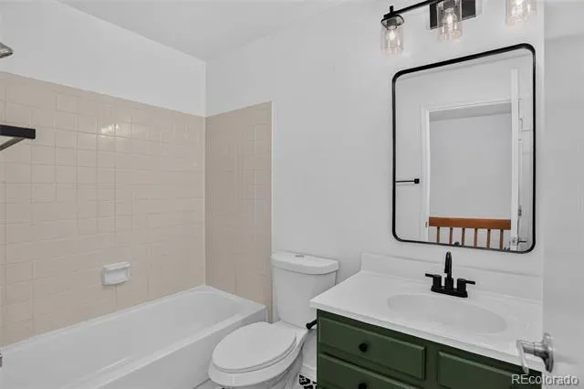 9816 W Friend Place Littleton, CO 80128