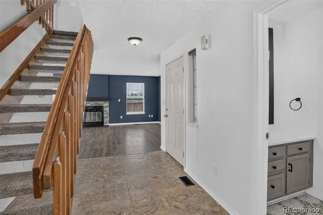 9816 W Friend Place Littleton, CO 80128