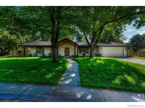 3080 E Flora Place