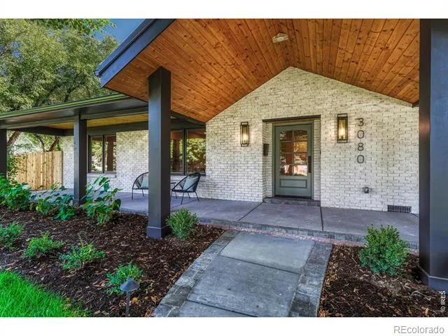 3080 E Flora Place Denver, CO 80210