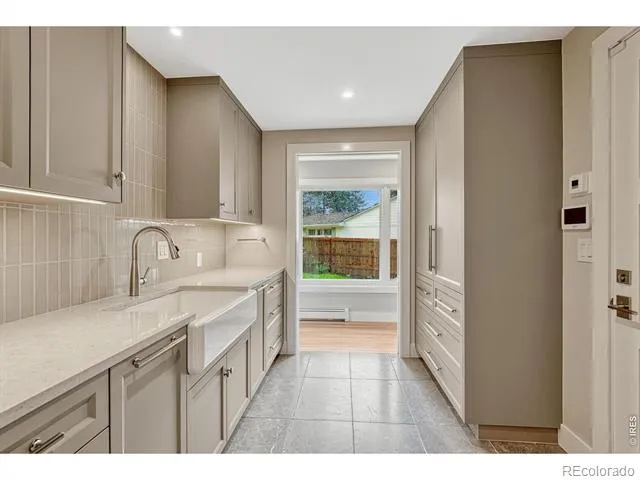 3080 E Flora Place Denver, CO 80210
