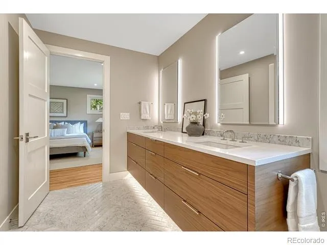 3080 E Flora Place Denver, CO 80210