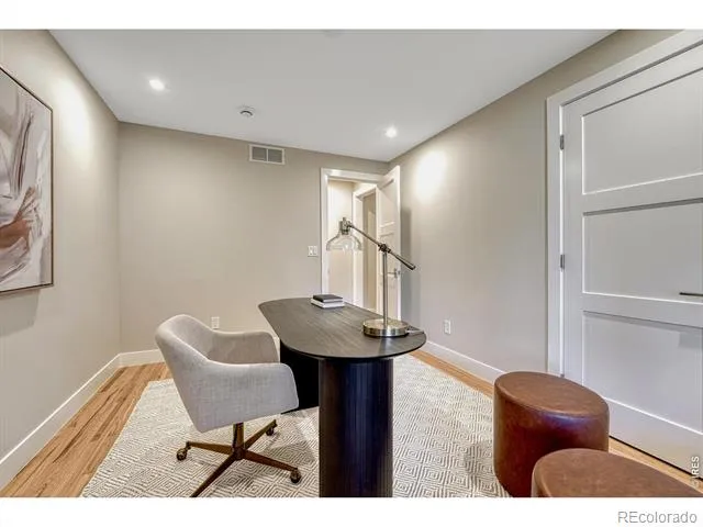 3080 E Flora Place Denver, CO 80210